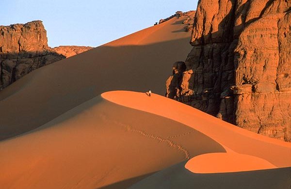 Peinture-rupestre-Tadrart-Sahara-desert Peinture-rupestre-Tadrart-Sahara-desert