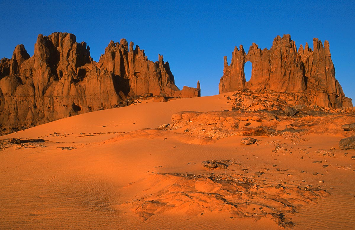 Tamanrassert-Djanet-Tassili-Hoggar-Sahara-desert
